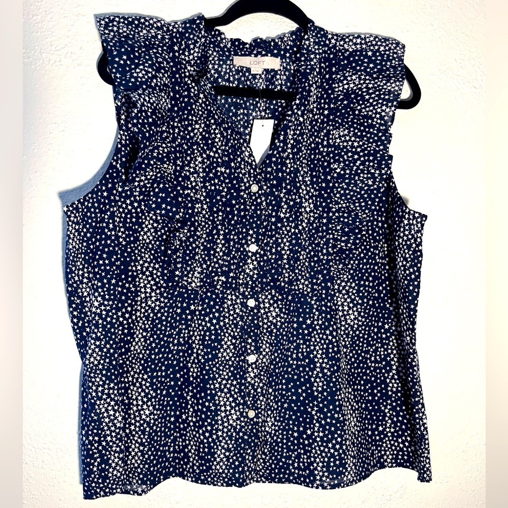 Loft Ruffle Bib Pin Tuck Button Top Ruffle Cap Sleeves Star Pattern Blue XL NWT - Picture 4 of 9